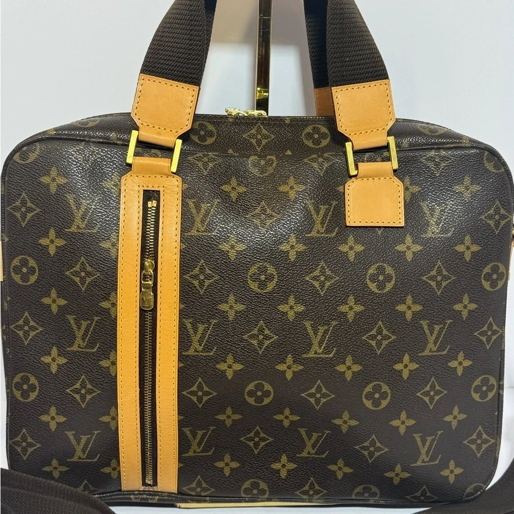AUTHENTIC Louis Vuitton Dark Brown Monogram Briefcase
